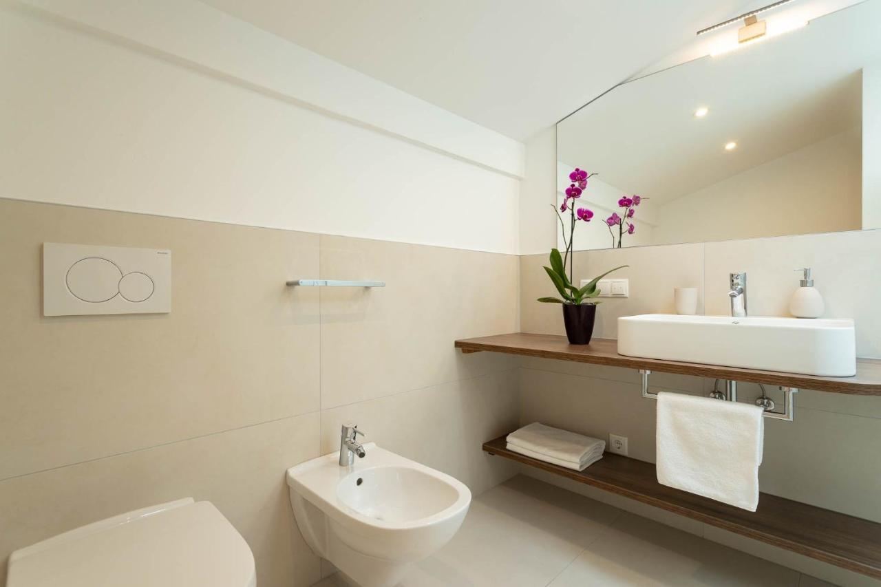 Meranoview Apartments マルレンゴ エクステリア 写真