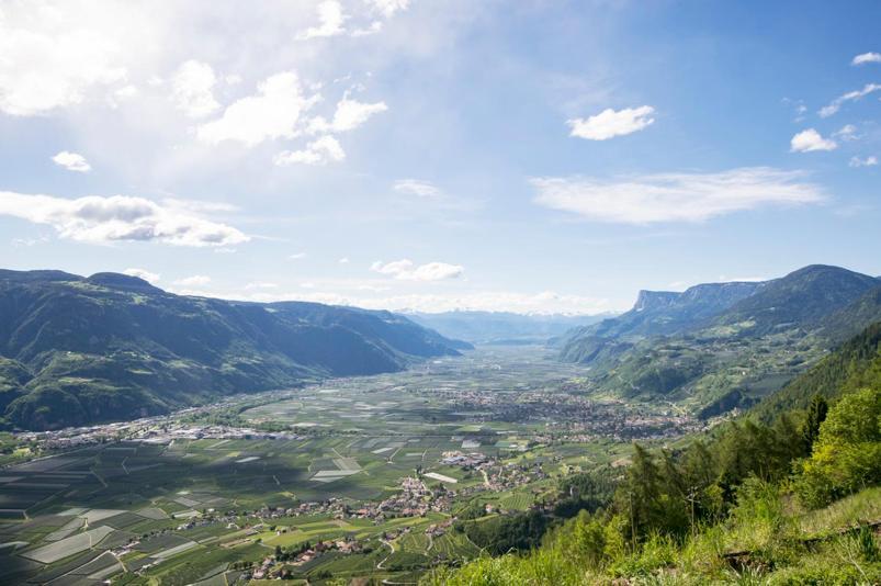 Meranoview Apartments マルレンゴ エクステリア 写真